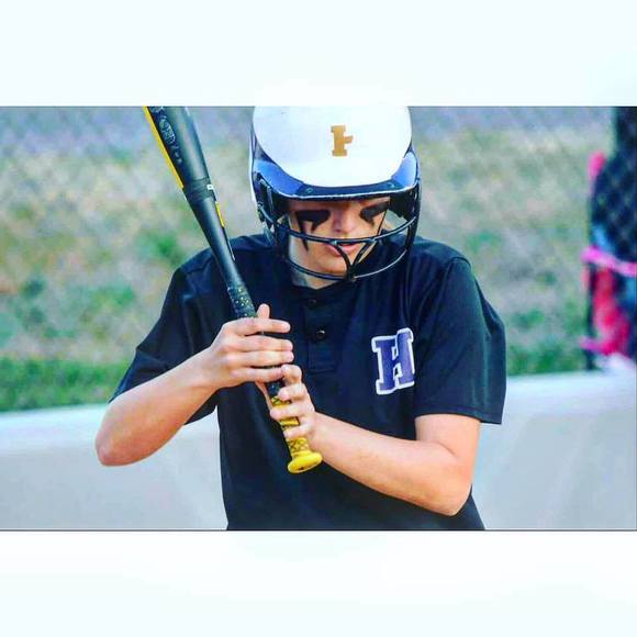 Meet your Posher, Carly - Picture 1 of 1